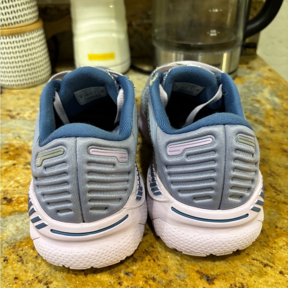 Brooks Adrenaline GTS size 9 - Picture 4 of 9